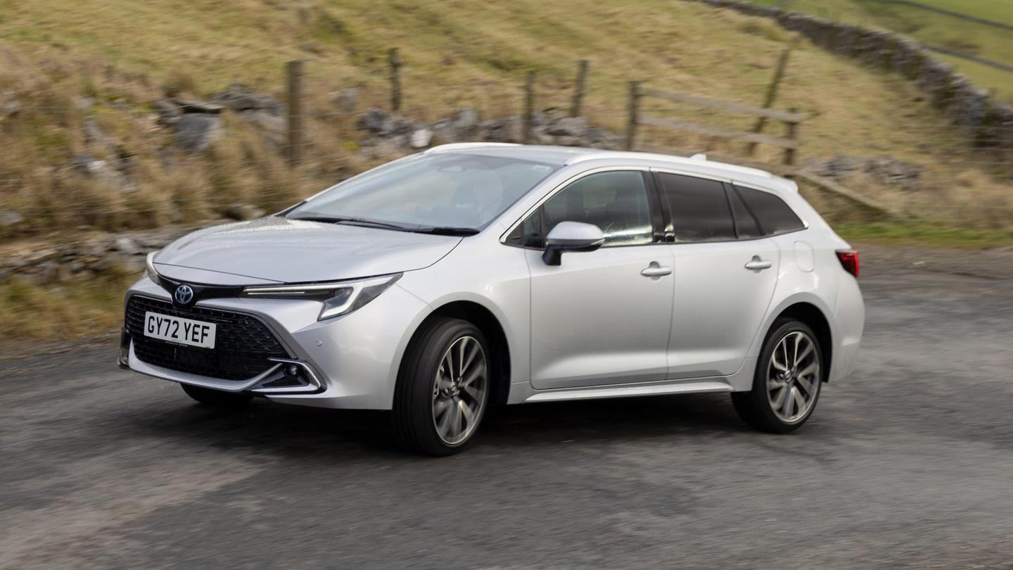 Toyota Corolla Touring Sports driving