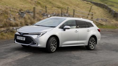 Toyota Corolla Touring Sports driving