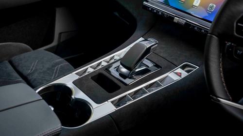 DS 7 centre console
