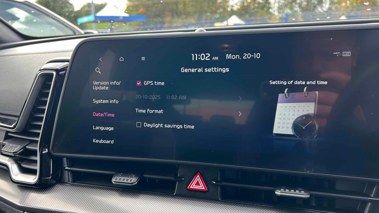 Kia Sportage time settings