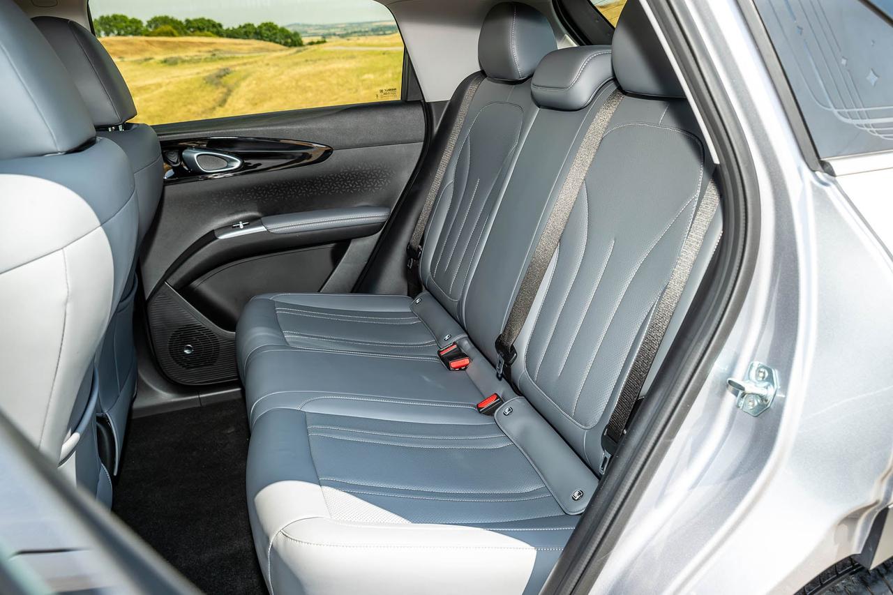 Geely EX2 rear seats