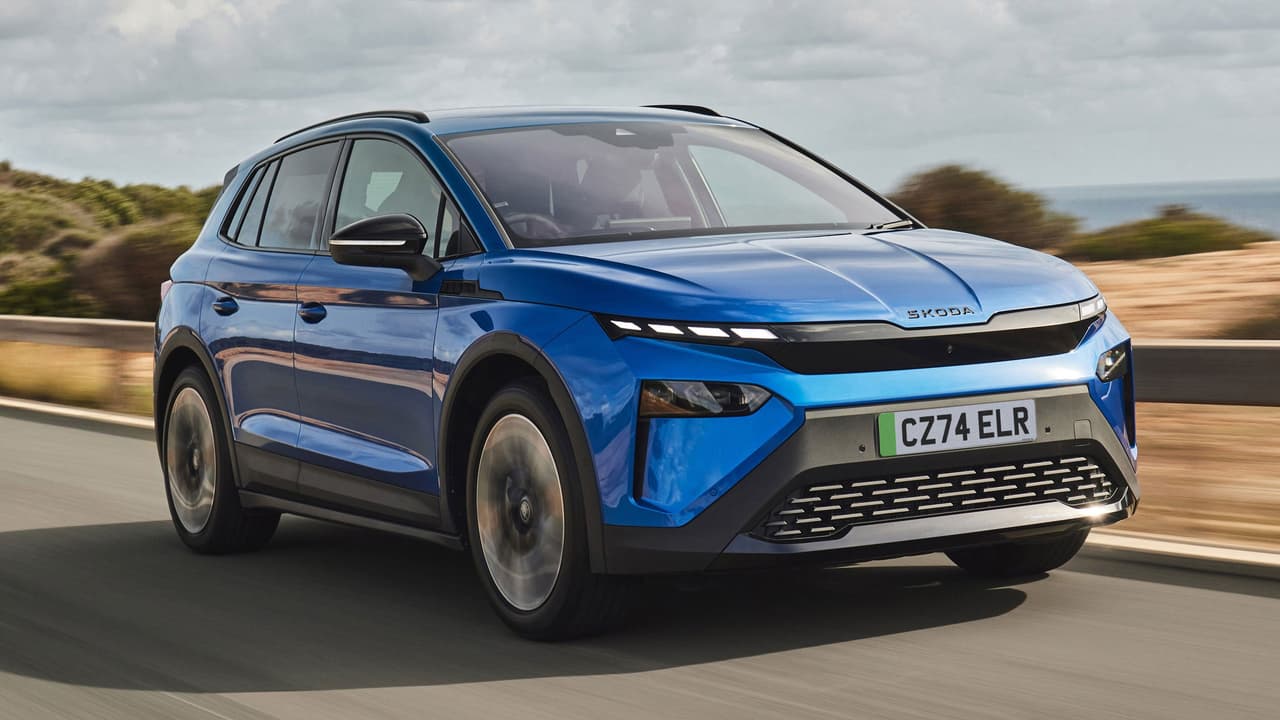Skoda Elroq Sportline driving