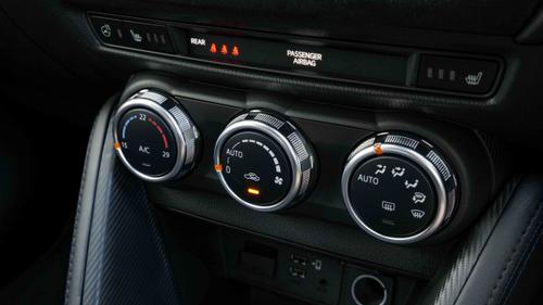 Mazda 2 climate controls