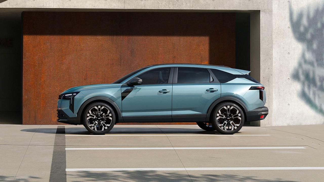 2026 Dacia Striker side