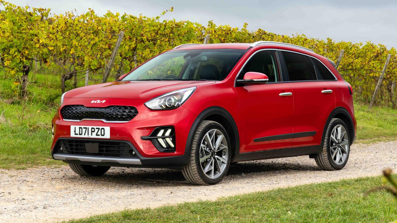 Kia Niro parked in vineyard