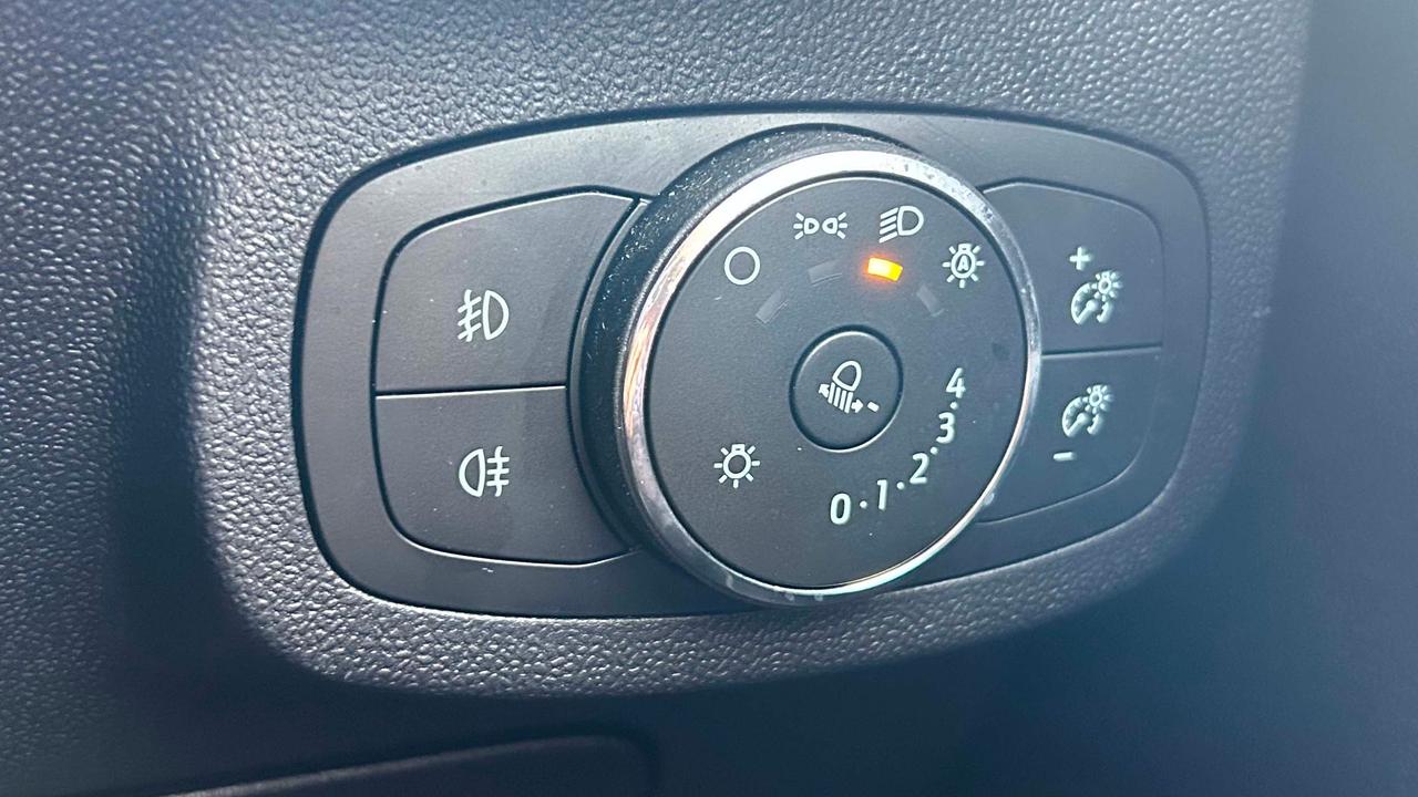 Ford Fiesta headlight switch