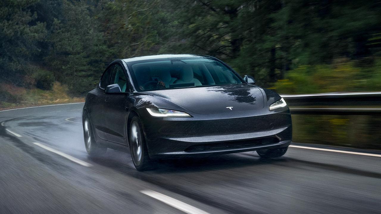 Tesla Model 3 in grey