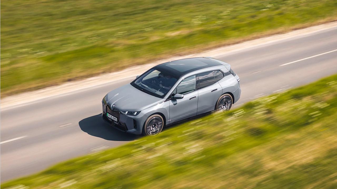 BMW iX front three quarter