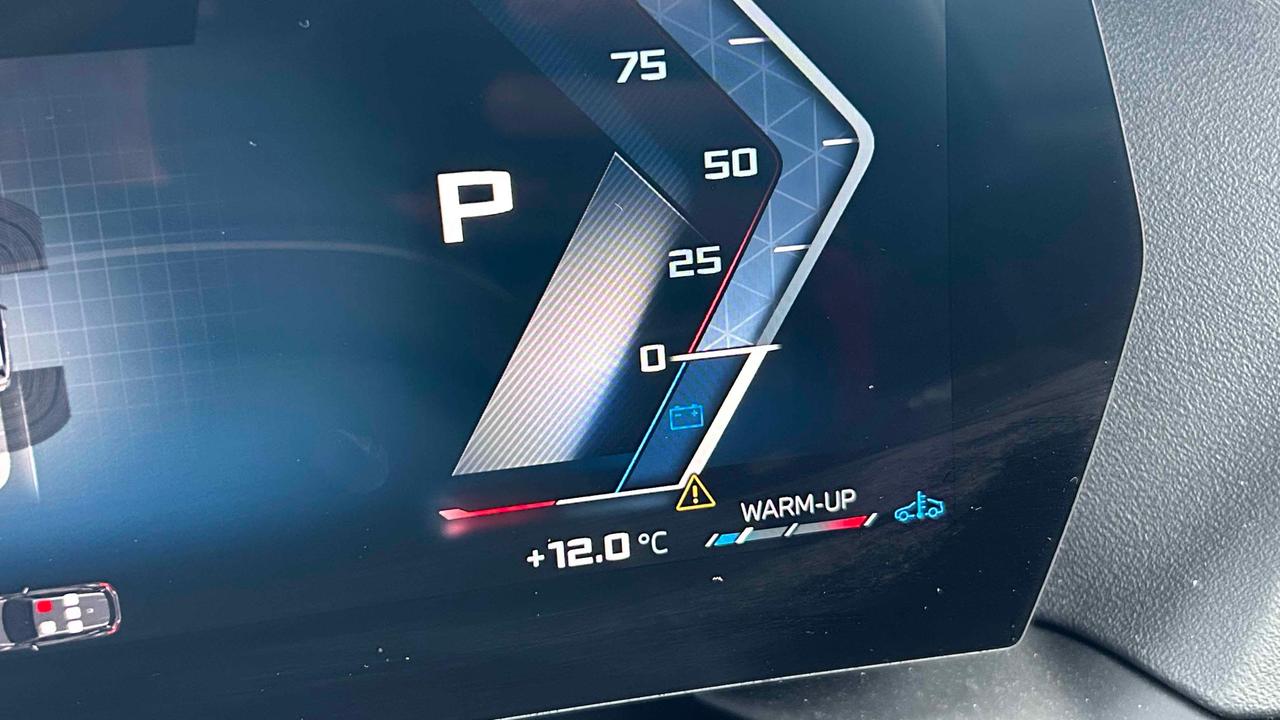 BMW 1 Series engine temperature gauge