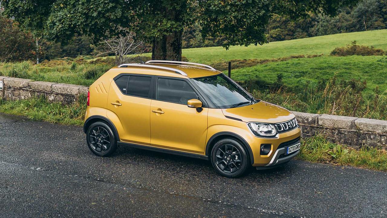 Suzuki Ignis in yellow