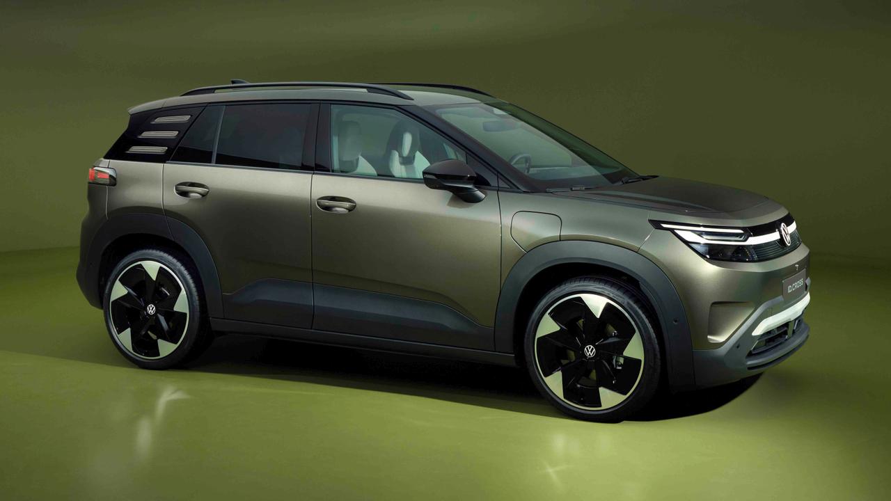 Volkswagen ID. Cross front/side view