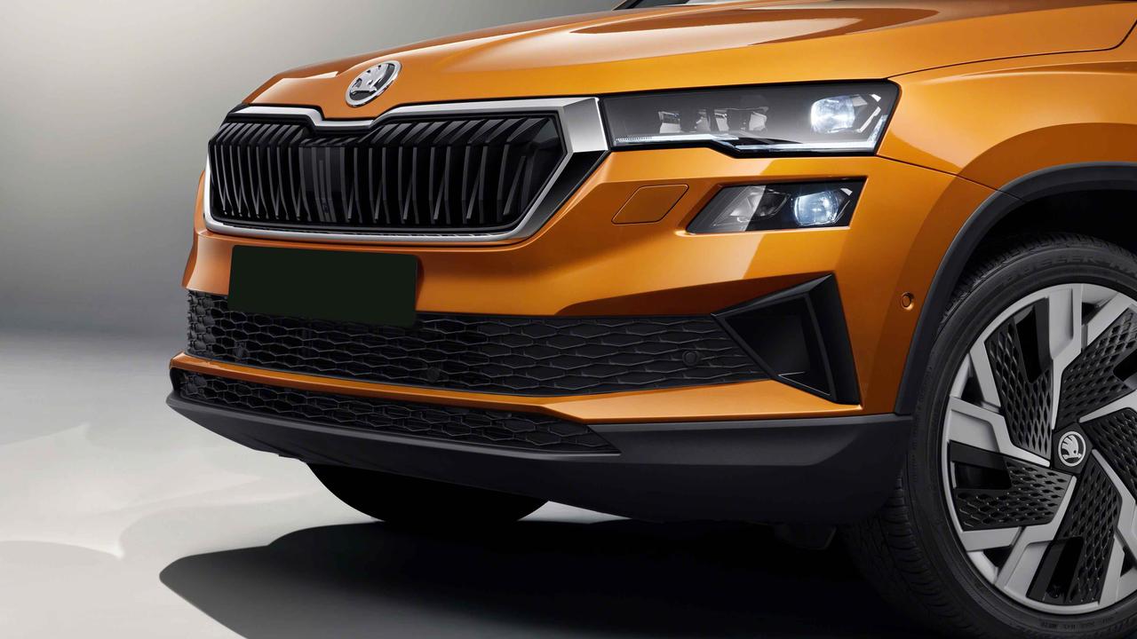 Skoda Karoq facelift front end detail