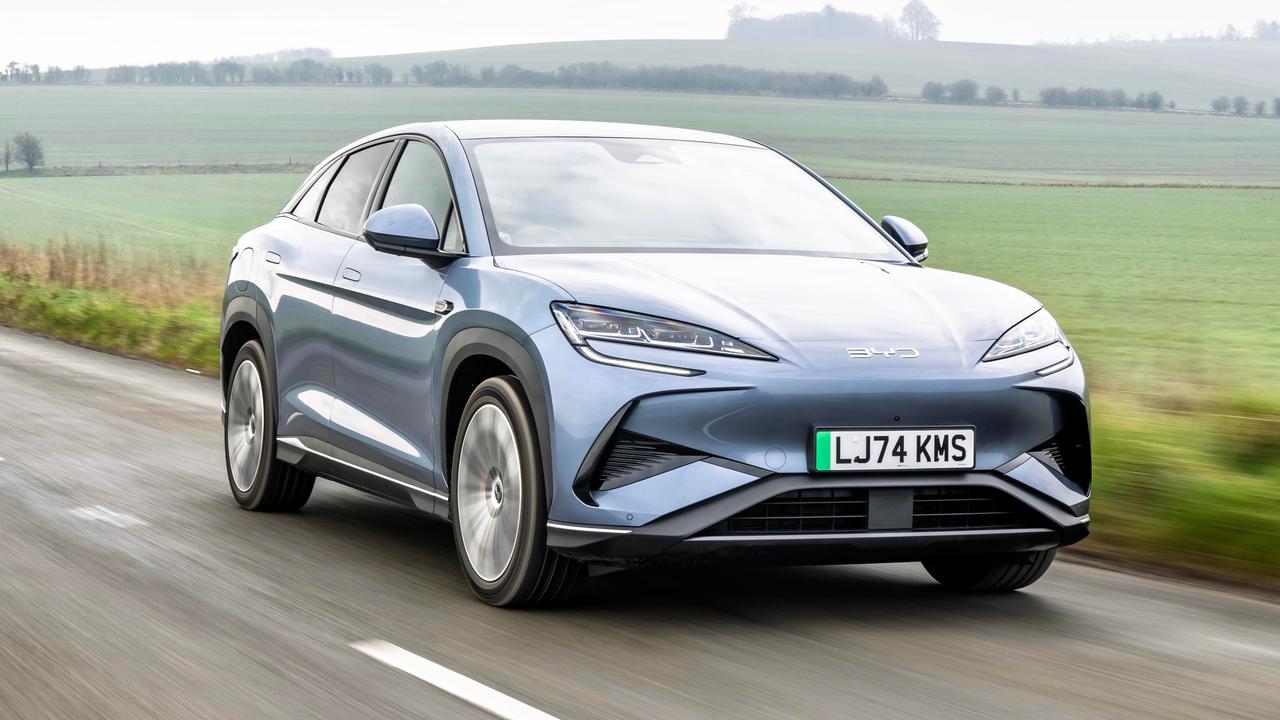 BYD Sealion 7 driving