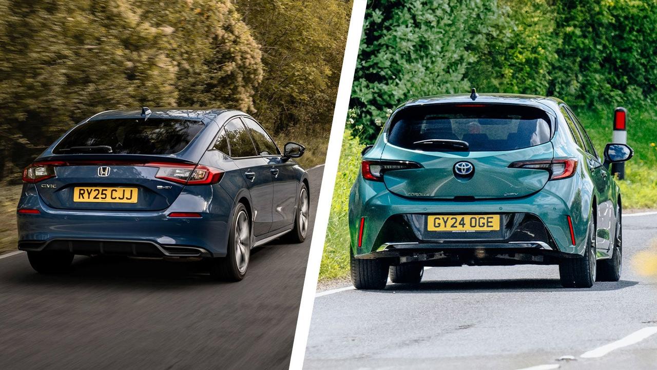 Honda Civic vs Toyota Corolla rear