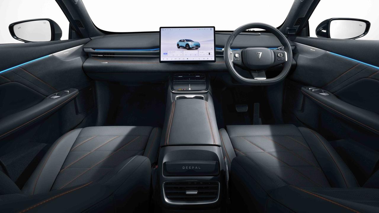 Changan Deepal S05 interior – black