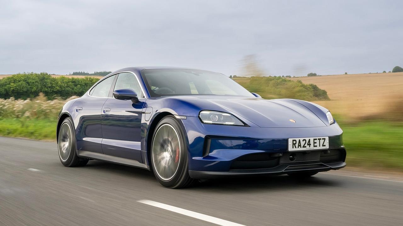 Porsche Taycan in blue