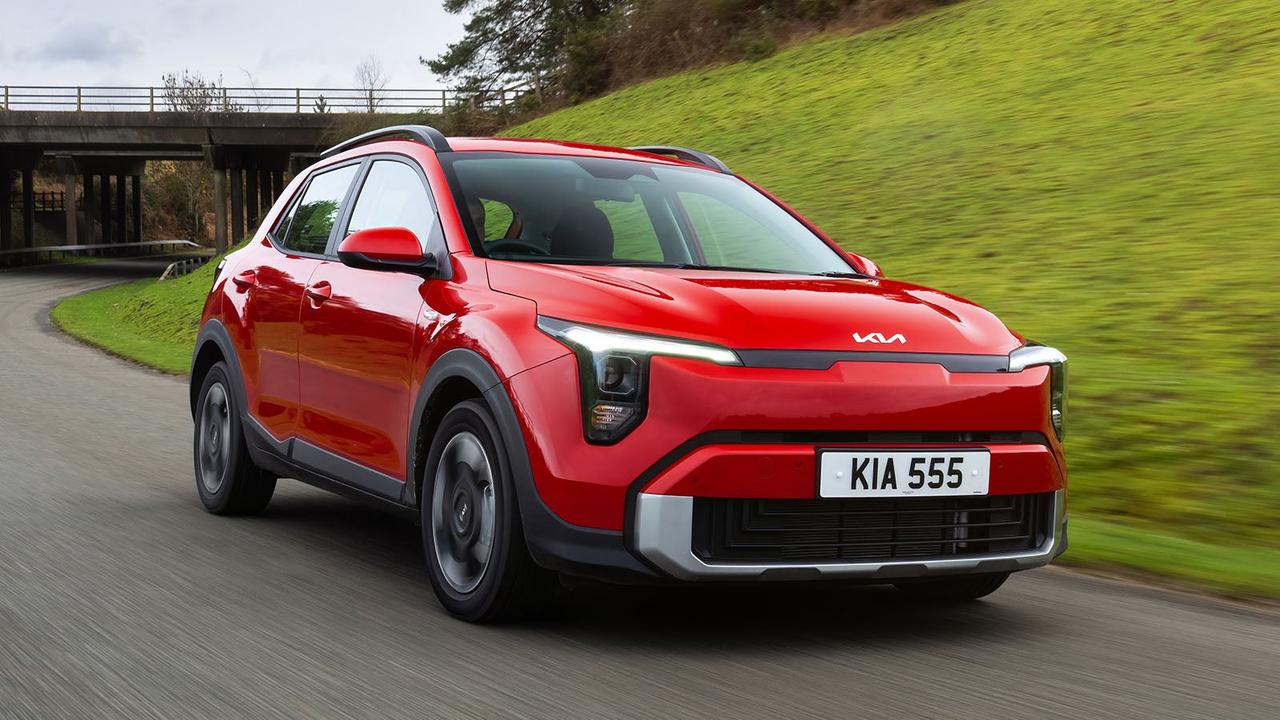 Kia Stonic in red
