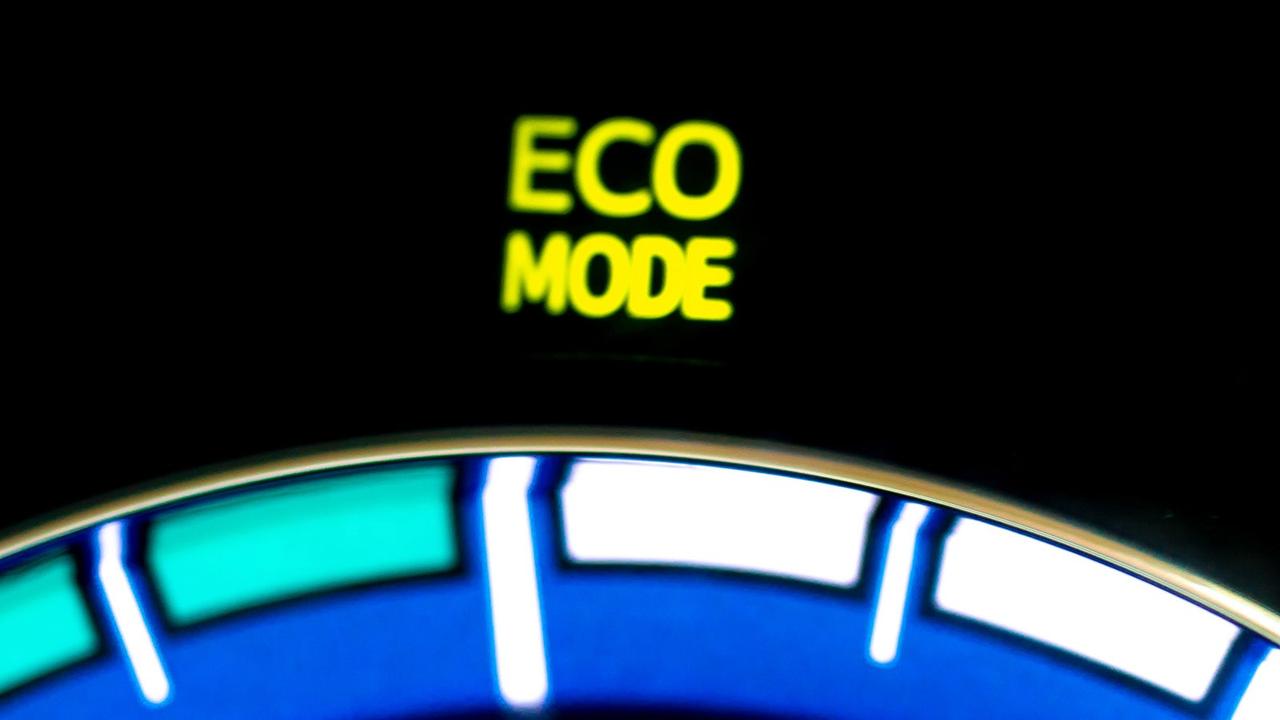 Eco mode indicator light detail