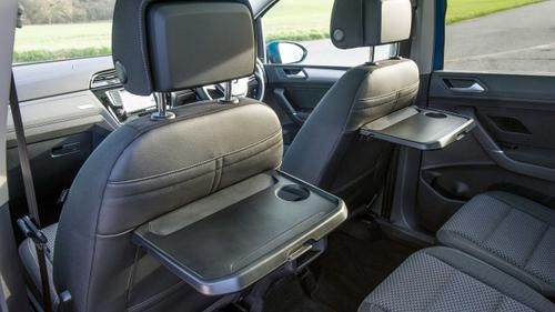 Volkswagen Touran tray tables