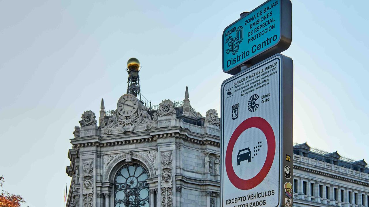 Madrid low-emission zone sign