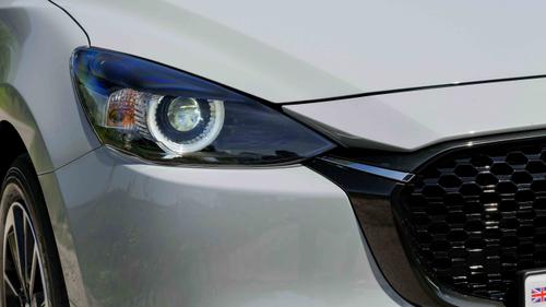 Mazda 2 headlight