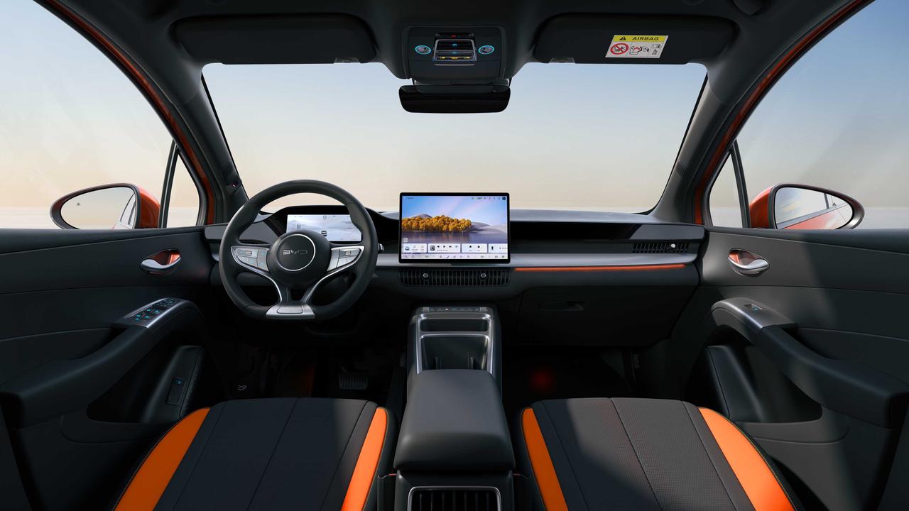 BYD Dolphin G interior