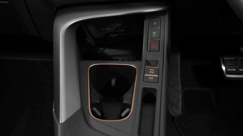 Cupra Terramar centre console