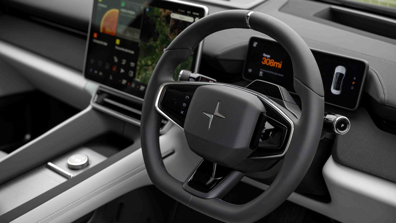 Polestar 4 steering wheel