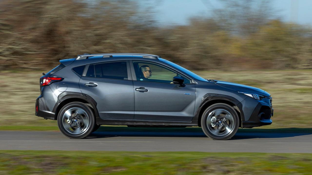 Review – Subaru Crosstrek – side