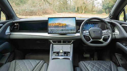 BYD Sealion 7 interior