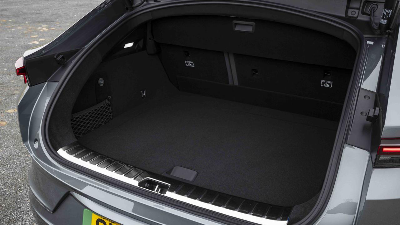 Polestar 4 boot