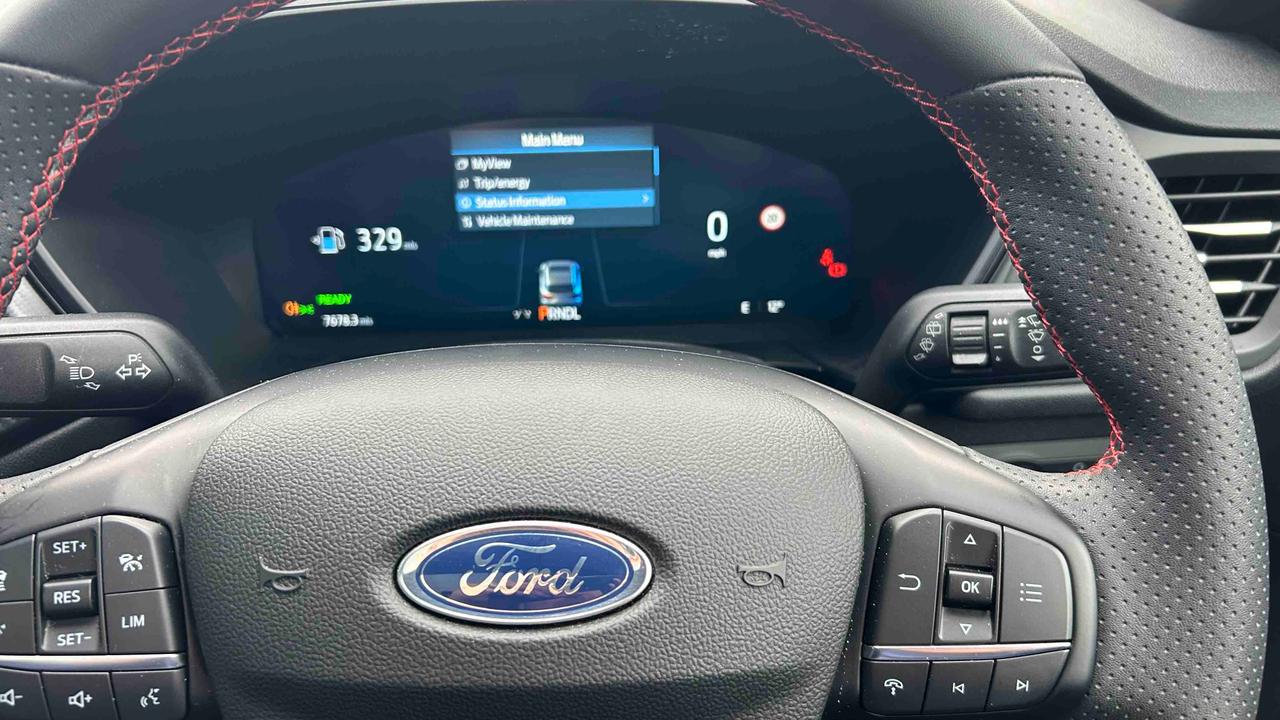 Ford Kuga steering wheel buttons