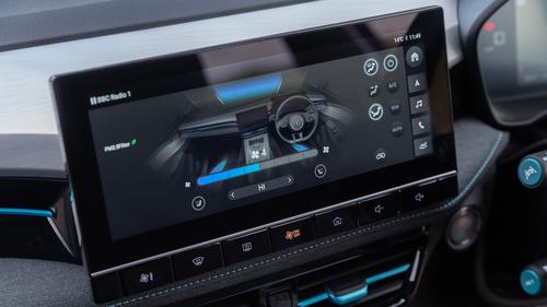 MG5 EV review – infotainment system