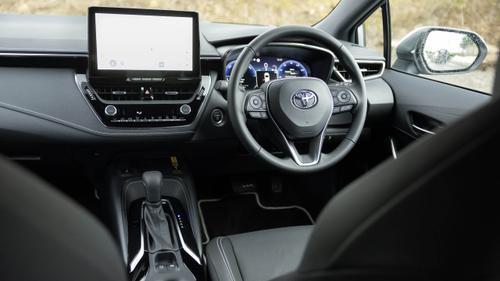 Toyota Corolla Touring Sports interior