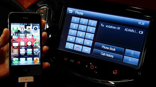 Vauxhall Adam phone connectivity
