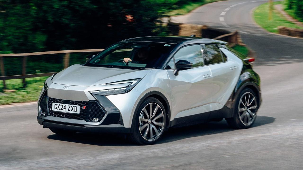 Toyota C-HR in silver
