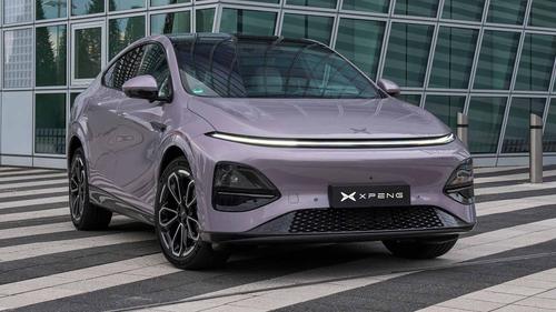XPeng G6 in purple
