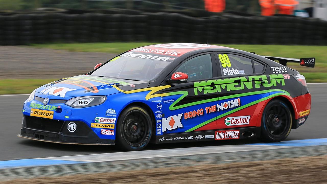 BTCC race car wearing Tesco Momentum branding