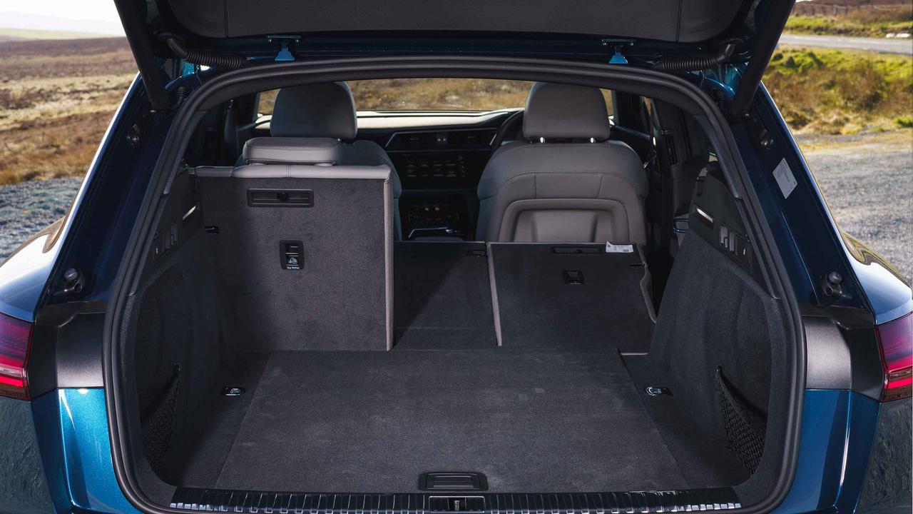 Audi e-tron boot