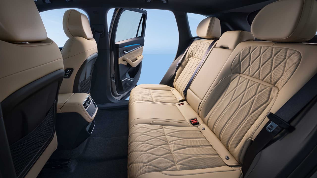 Geely Monjaro rear seats
