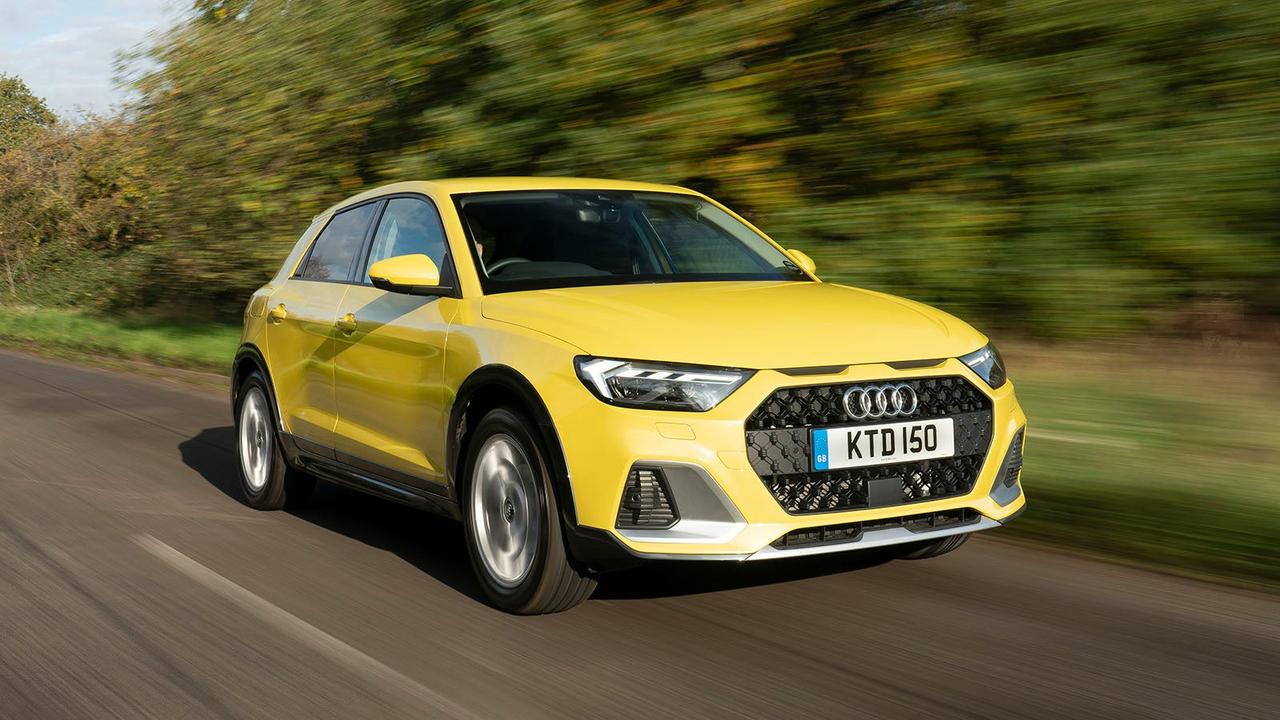 Audi A1 Citycarver in yellow