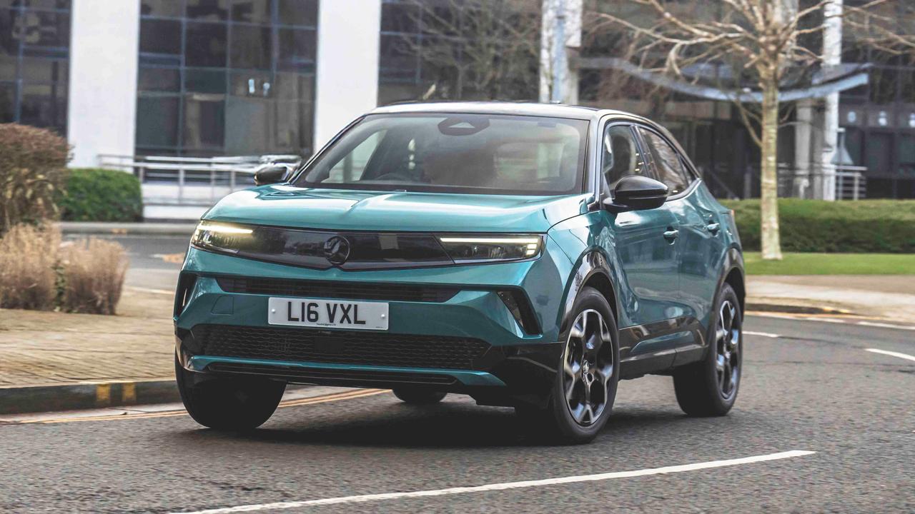 Vauxhall Mokka driving around corner