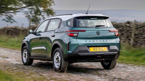 Vauxhall Frontera driving rear view