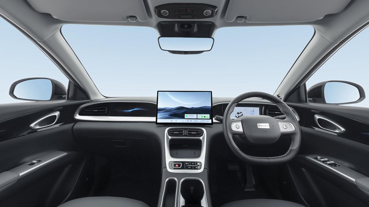 Geely EX2 interior