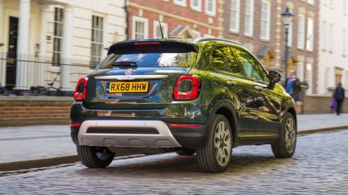 Fiat 500X rear view