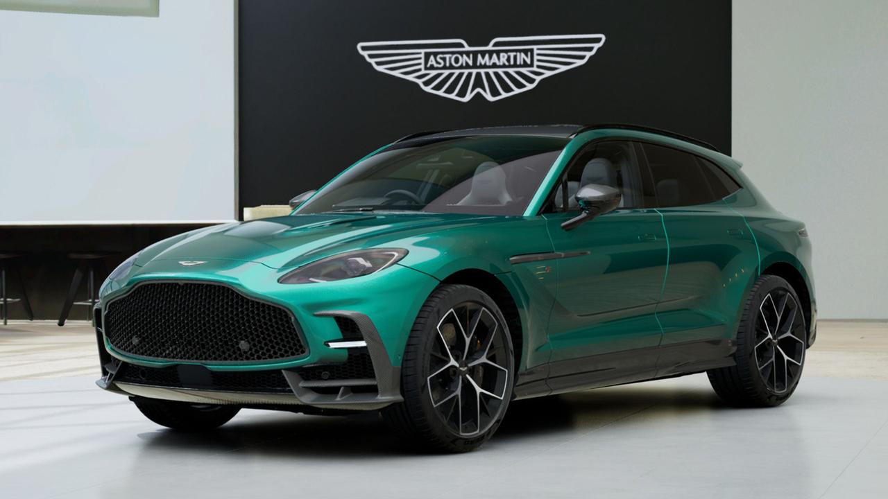 Aston Martin DBX in green
