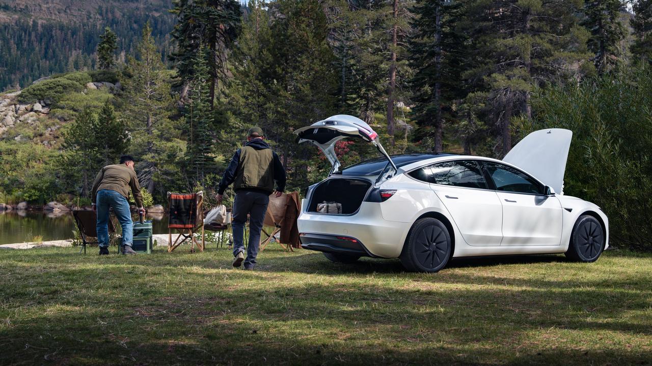 Tesla Model 3 lifestyle pic