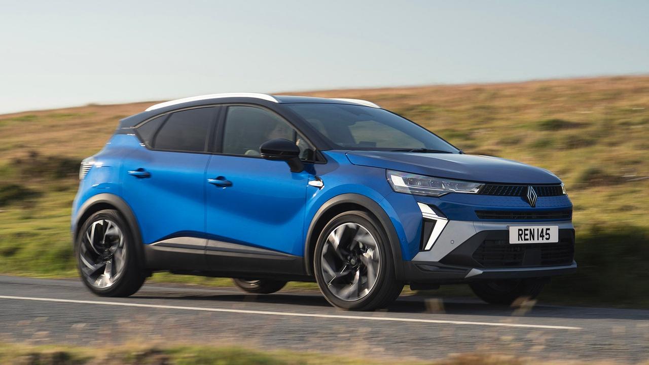 Renault Captur in blue