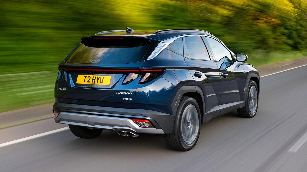 Hyundai Tucson model guide – rear three quarter