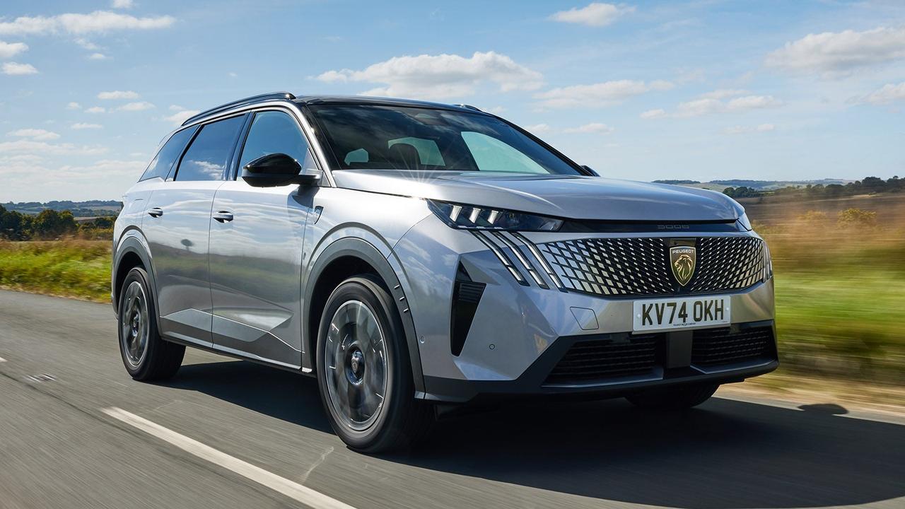 Peugeot 5008 in silver